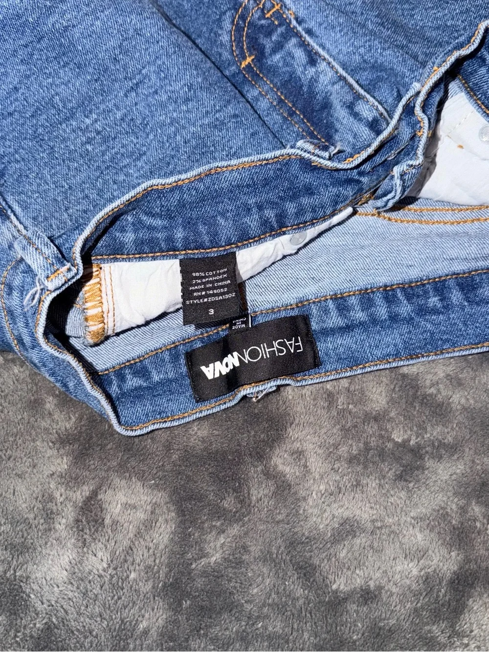 High Waisted Denim Shorts - Picture 4 of 6